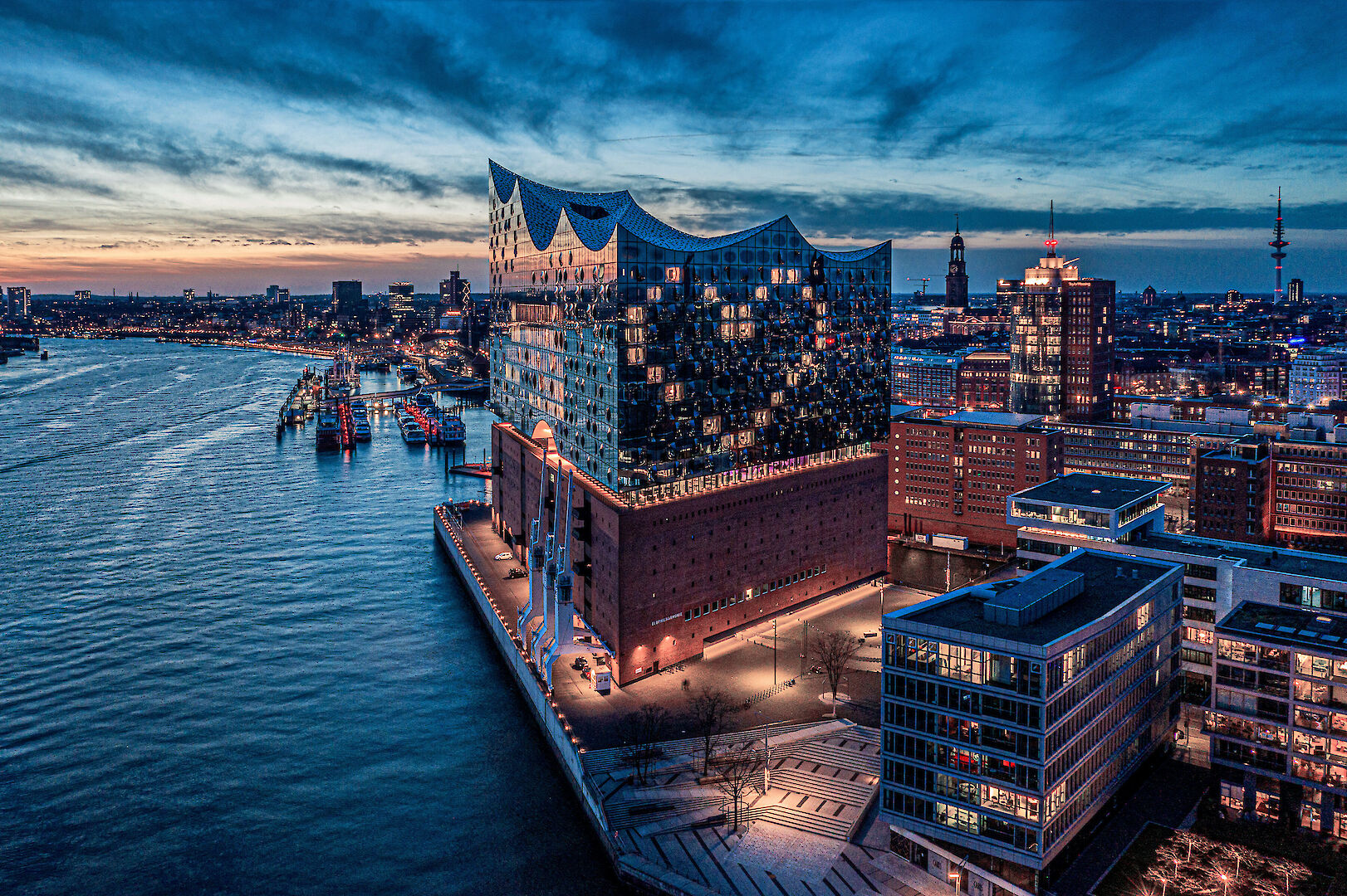 © Die Elbphilharmonie in Hamburg 